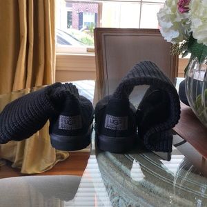 Brand New Black Classic Cardy II Knit Boot Ugg Size 9